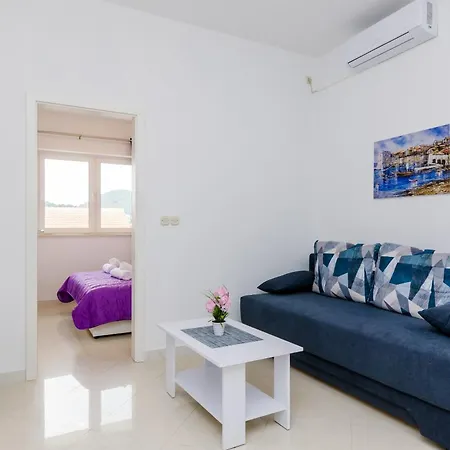 Apartment Maky